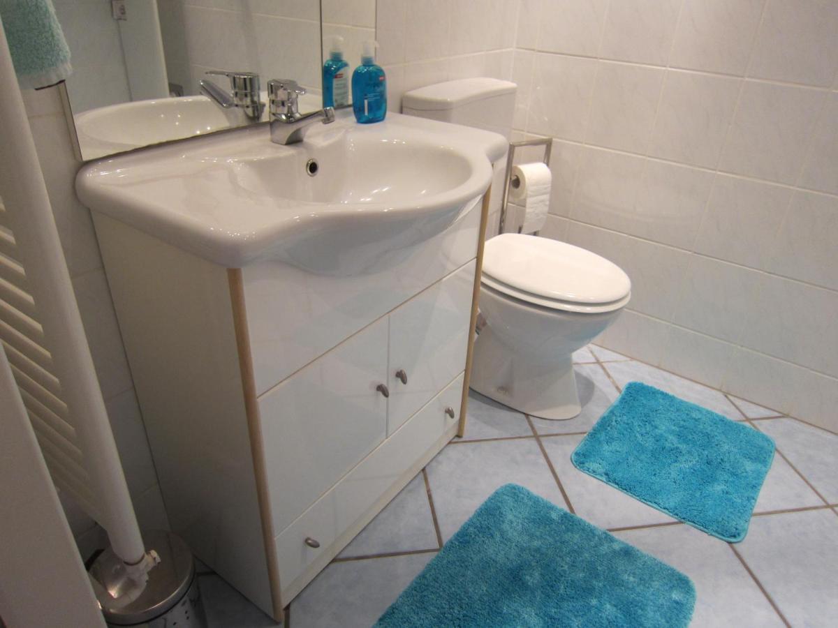 Private Apartment Near Fair Ground Hannover Buitenkant foto